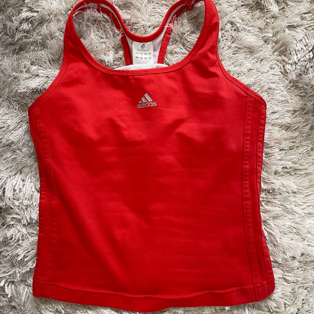Adidas workout top 3/$12🌼
